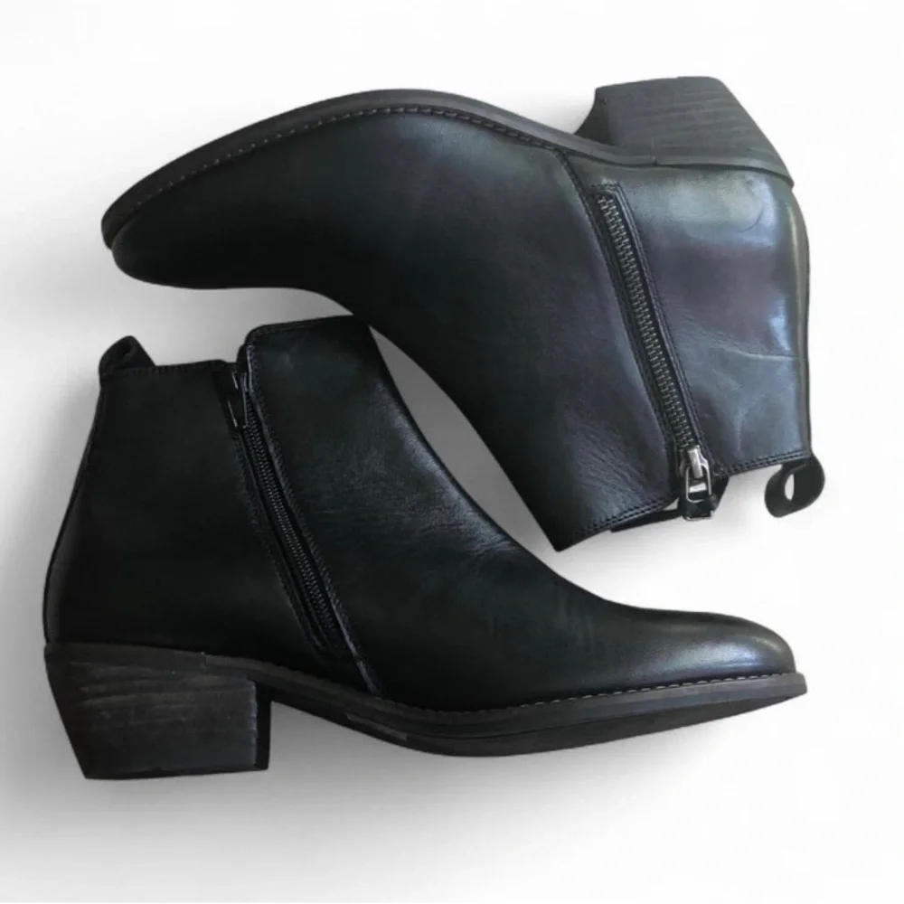 Journee Signature Womens Black Genuine Leather Charlotte Ankle Bootie Size 9